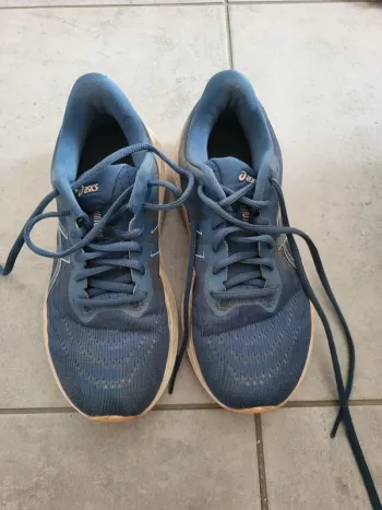 Gebrauchtes Asics Running Shoes Running Shoes