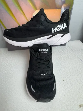 Used Hoka Clifton 8 Running Shoes