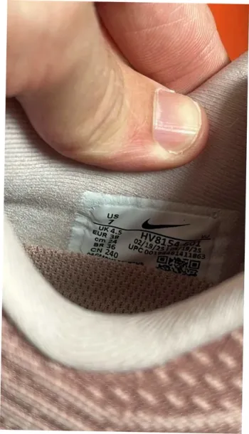 Tweedehands Rose Nike Zoom Vomero Plus bike — afbeelding 9 van 11