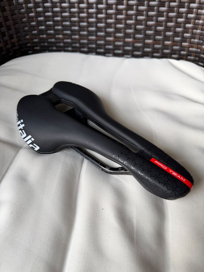 Used Selle Italia Flite Boost Pro Team Kit Carbonio Saddles & Seatposts