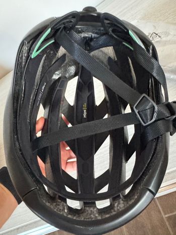 Używany MET Trenta 3K Carbon MIPS Helmet 2026 Cycling Accessories