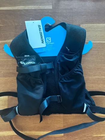 Used Salomon Agile 2 Running Accessories