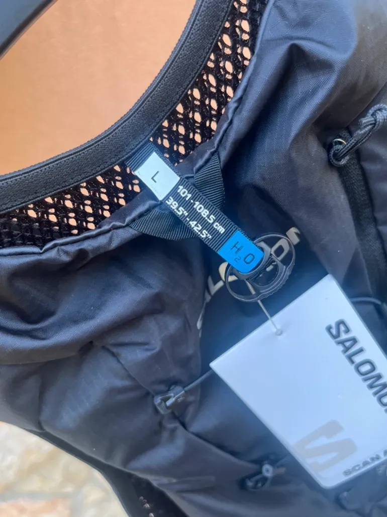 Used Salomon Trail Running Backpack bike — image 7 of 8