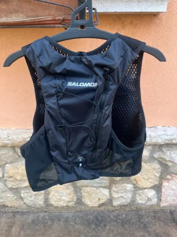 Used Salomon Trail Running Backpack bike — image 6 of 8