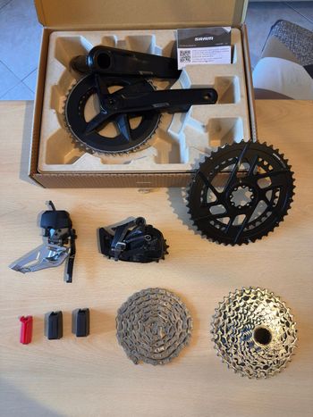 Použité Sram Rival AXS 2x12 2024 Groupset