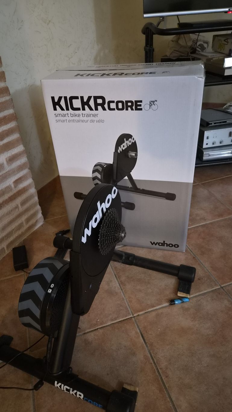 Wahoo Kickr core bike usato — immagine 2 di 2