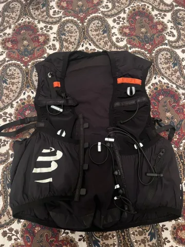 Used Compressport Ultrun Evo 10 Running Accessories