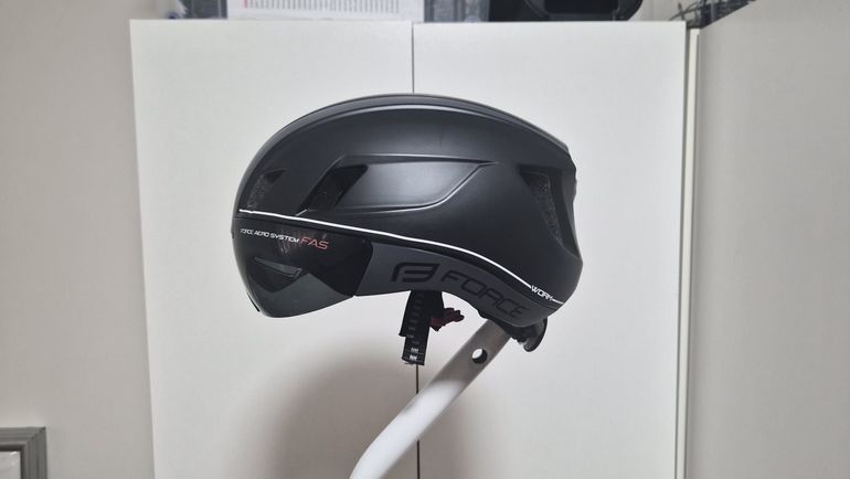 Brugt F3 Worm Force Aero Helmet bike — billede 4 af 8