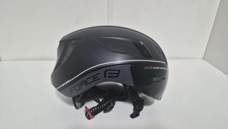 Brugt F3 Worm Force Aero Helmet bike — billede 3 af 8