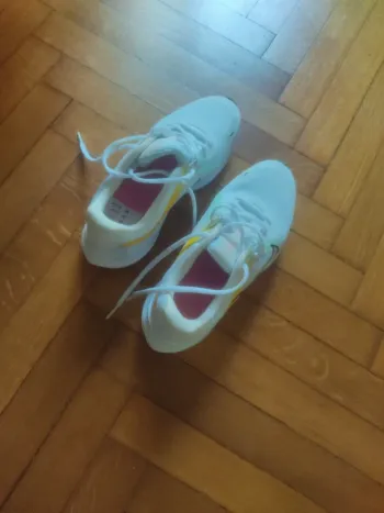 Gebrauchtes Nike Quest 5 PRM Running Shoes