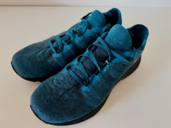 Salomon Mesh Gore Tex Running Shoes usato