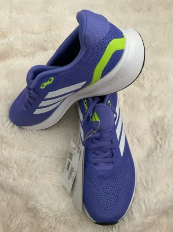 Gebrauchtes Adidas shoes 42 2/3 bike — Bild 2 von 3