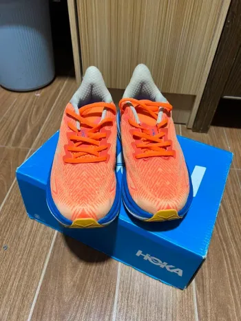 Hoka Bondi 9 bike d'occasion — image 3 sur 6