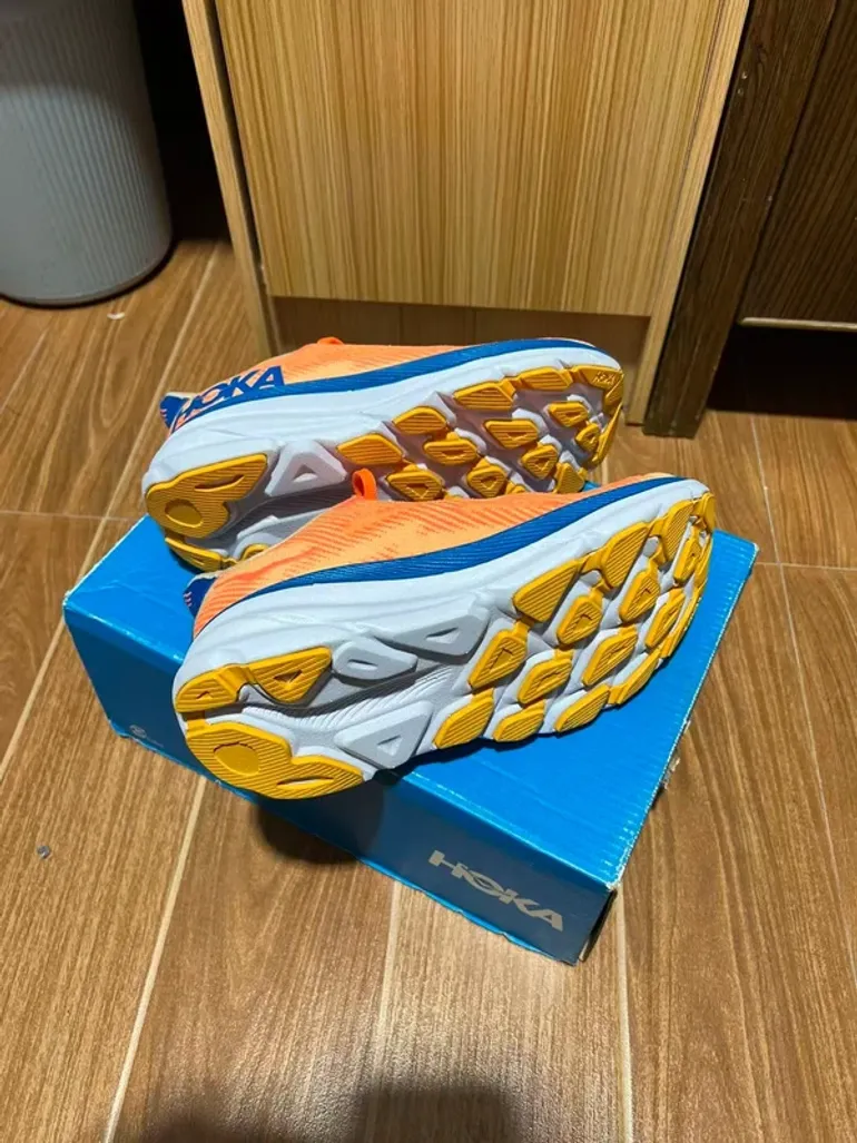 Hoka Bondi 9 bike d'occasion — image 5 sur 6