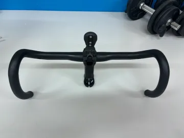 Brugt Garmin Giant Handlebar + Stem with Mount 2025 bike — billede 2 af 3