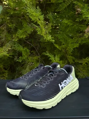 Lightweight Rincon 3 Running Shoes usato