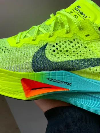 Brugt Nike ZoomX Vaporfly Next% 3 bike — billede 5 af 8
