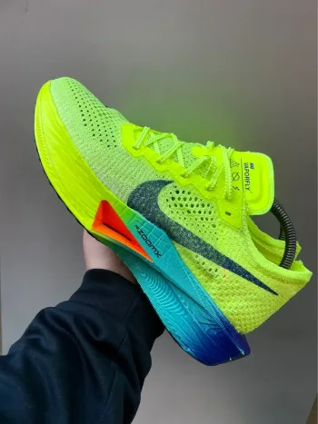 Używany Nike ZoomX Vaporfly Next% 3 Running Shoes