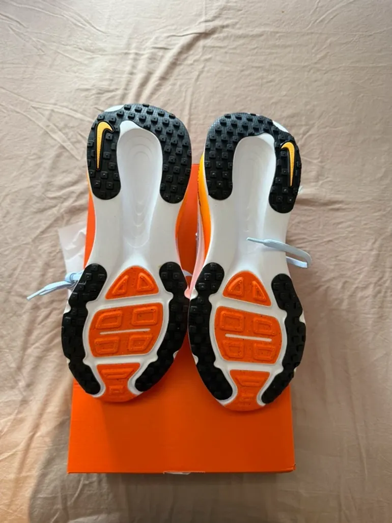 Tweedehands Nike Zoom X bike — afbeelding 3 van 4