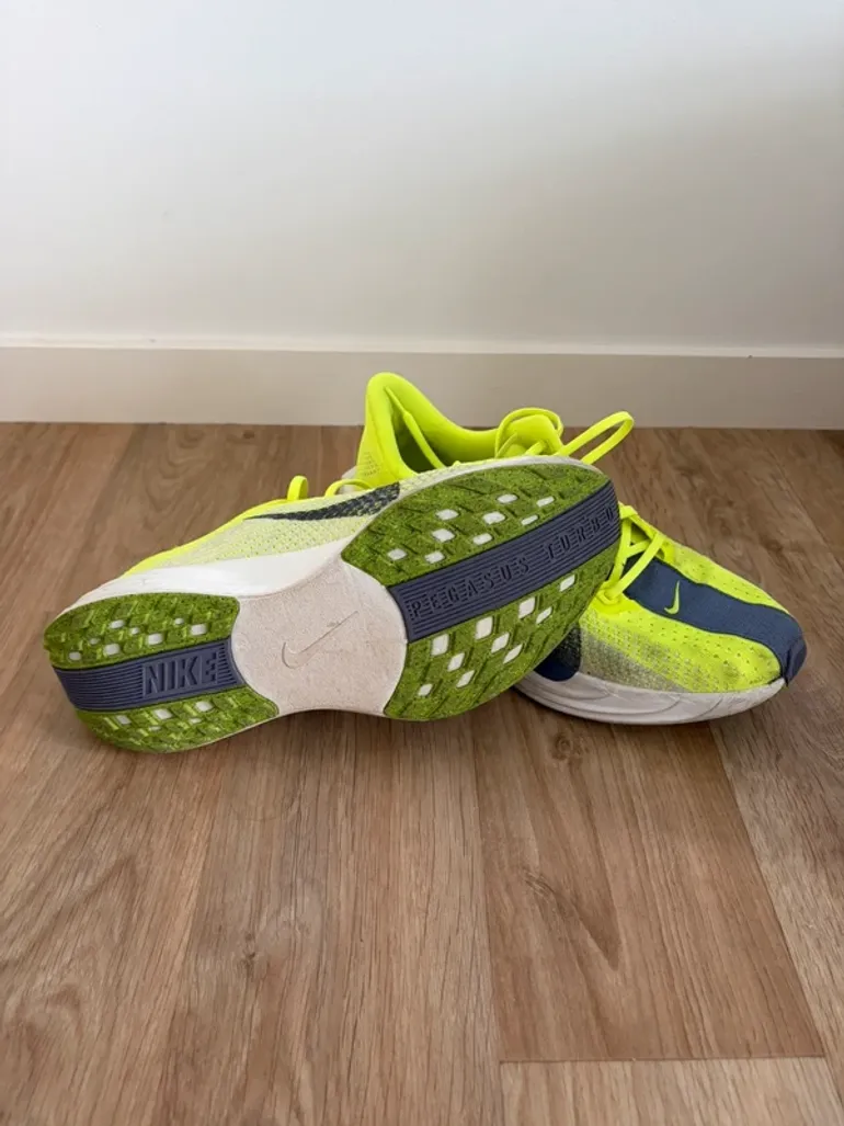 Used Nike Zoom Plus bike — image 3 of 4