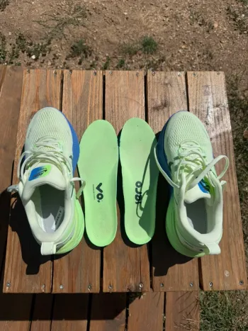 Used Nike Vomero 18 Running Shoes