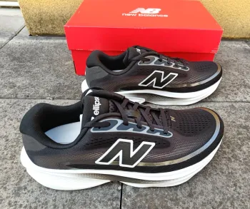 Tweedehands New Balance Ellipse V1 Running Shoes