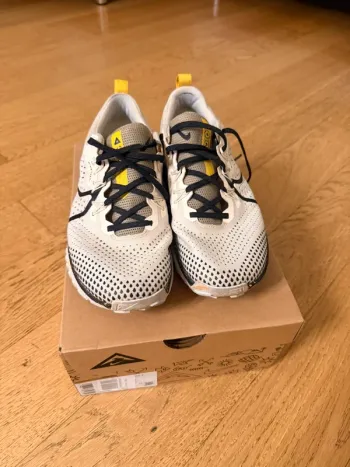 Gebrauchtes Pegasus Trail 4 Running Shoes