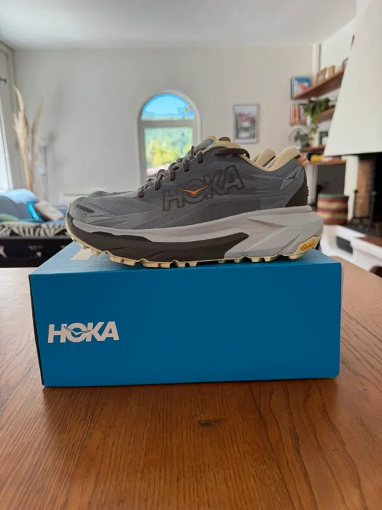 Used Hoka Mafate 5 bike — image 5 of 8