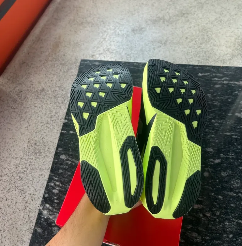New Balance FuelCell Rebel v5 bike d'occasion — image 3 sur 5