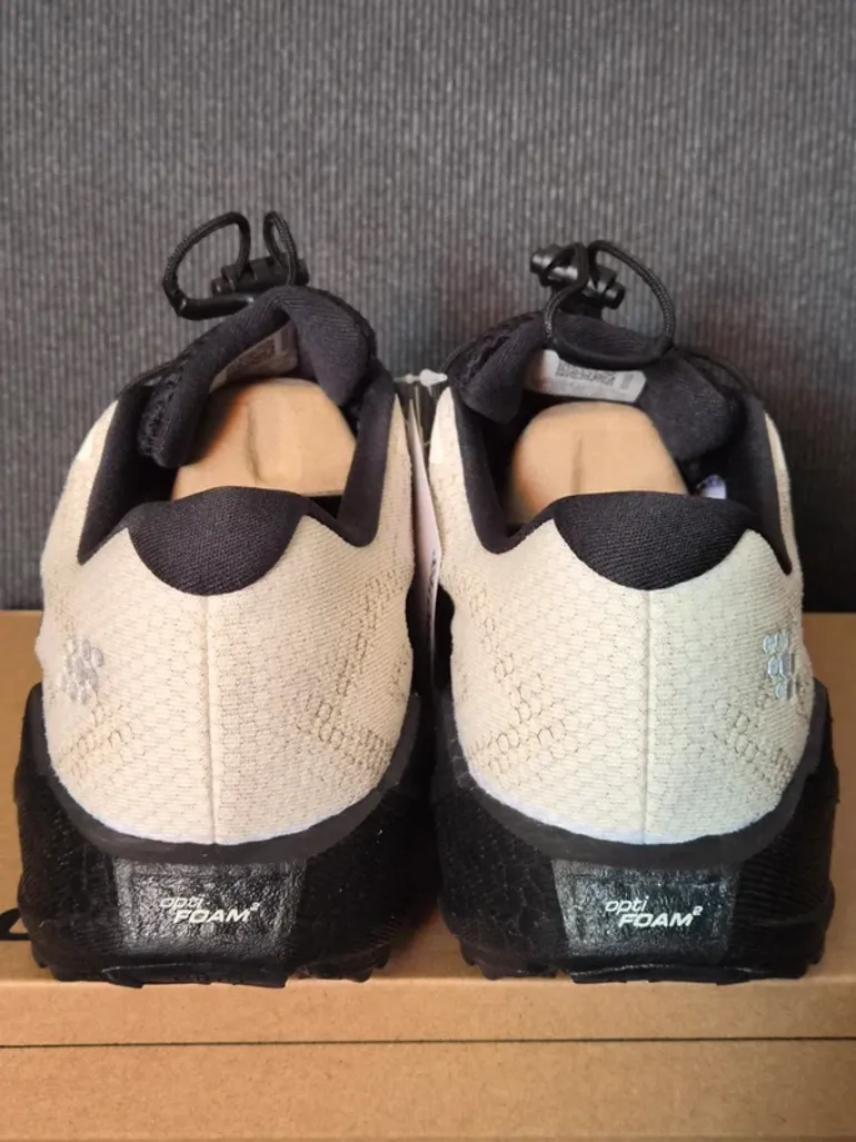 Used Premium Aero Blaze 4 GRVL GORE-TEX bike — image 7 of 15