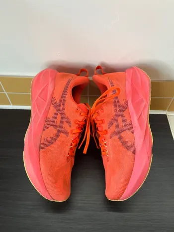 Used Asics Novablast 5 bike — image 3 of 3