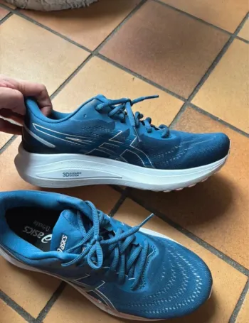 Asics Running Shoes bike de segunda mano — imagen 2 de 11