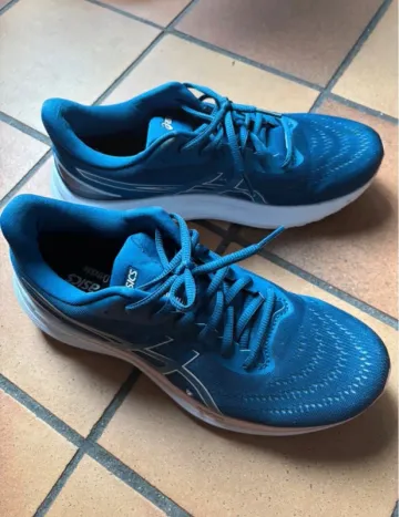 Używany Asics Running Shoes Running Shoes