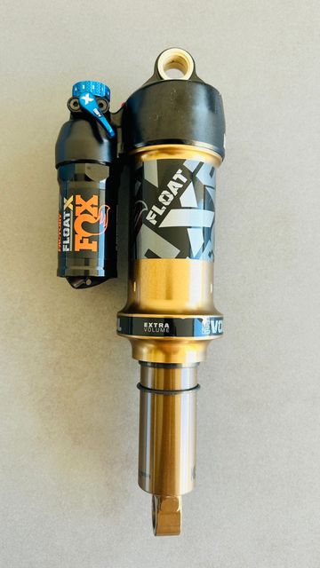 Brugt Fox Racing Float X2 Factory 2-POS 2024 bike — billede 2 af 6