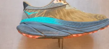 Used Hoka Challenger ATR bike — image 4 of 6