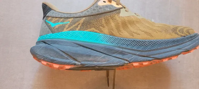 Used Hoka Challenger ATR bike — image 4 of 6
