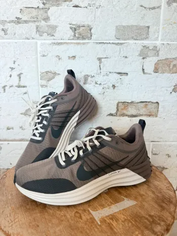 Used Nike Lunar Roam Running Shoes