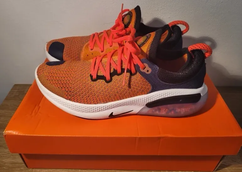 Orange Joyride Run Flyknit bike usato — immagine 11 di 15