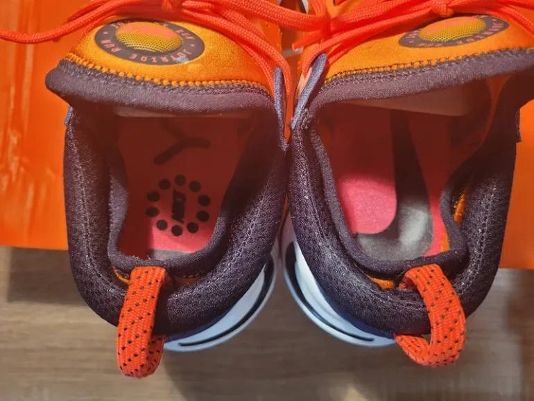 Orange Joyride Run Flyknit bike usato — immagine 8 di 15