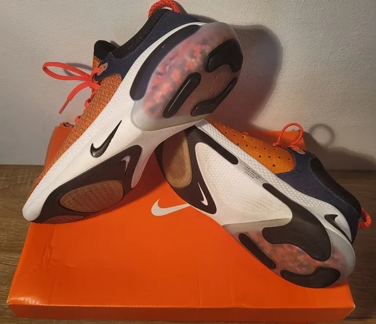 Orange Joyride Run Flyknit bike usato — immagine 10 di 15