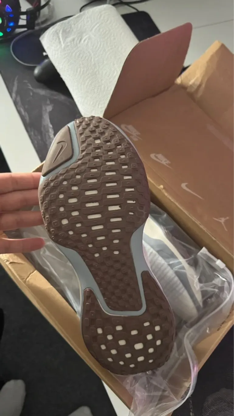 Used Nike ZoomX bike — image 4 of 5