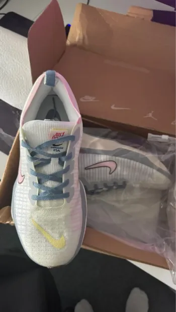 Used Nike ZoomX bike — image 3 of 5