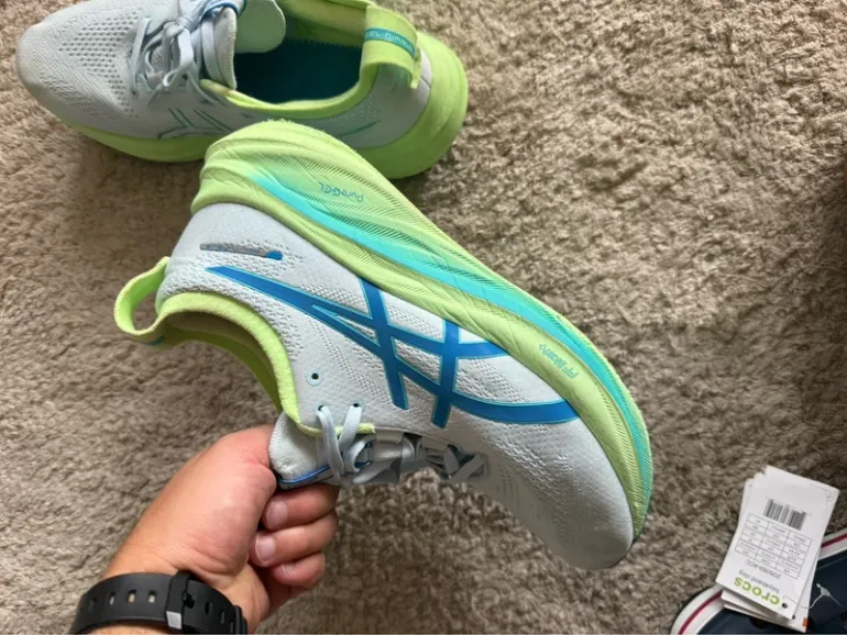 Used Asics Gel Nimbus 26 bike — image 3 of 7