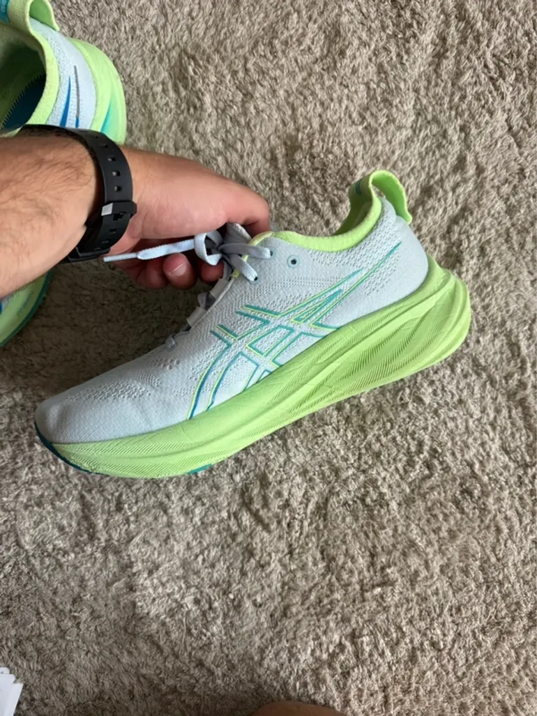 Used Asics Gel Nimbus 26 bike — image 2 of 7