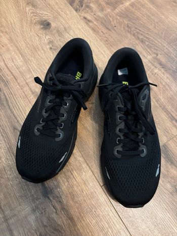 Used Brooks Ghost 15 Running Shoes