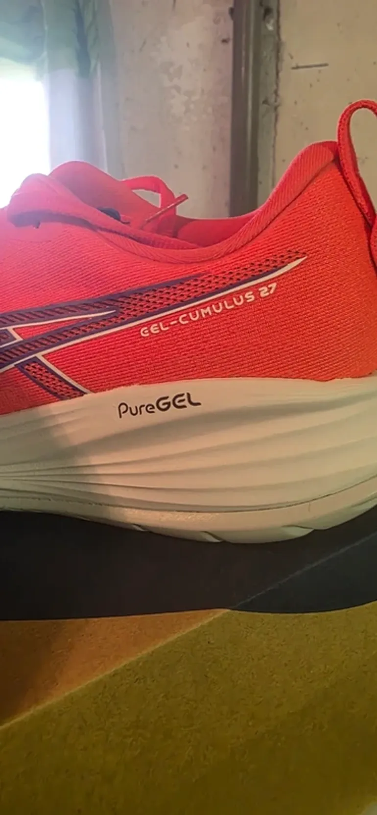 Used Asics Cumulus 27 bike — image 3 of 5