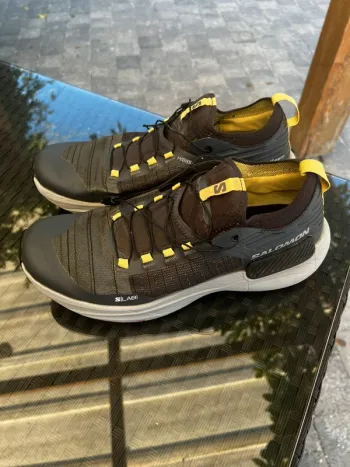 Used Genesis S/Lab Running Shoes