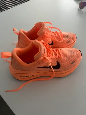 Použité Nike Vomero Plus Running Shoes