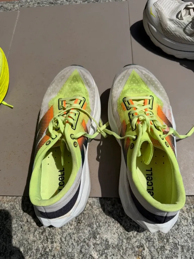 New Balance FuelCell Rebel v4 bike usato — immagine 2 di 7
