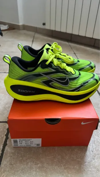 Used Saucony Vomero Plus SE Running Shoes
